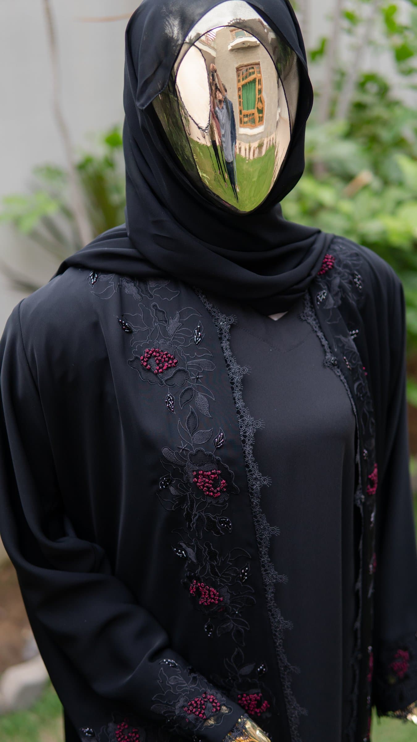 Noir Bloom Dubai Abaya — BA-121