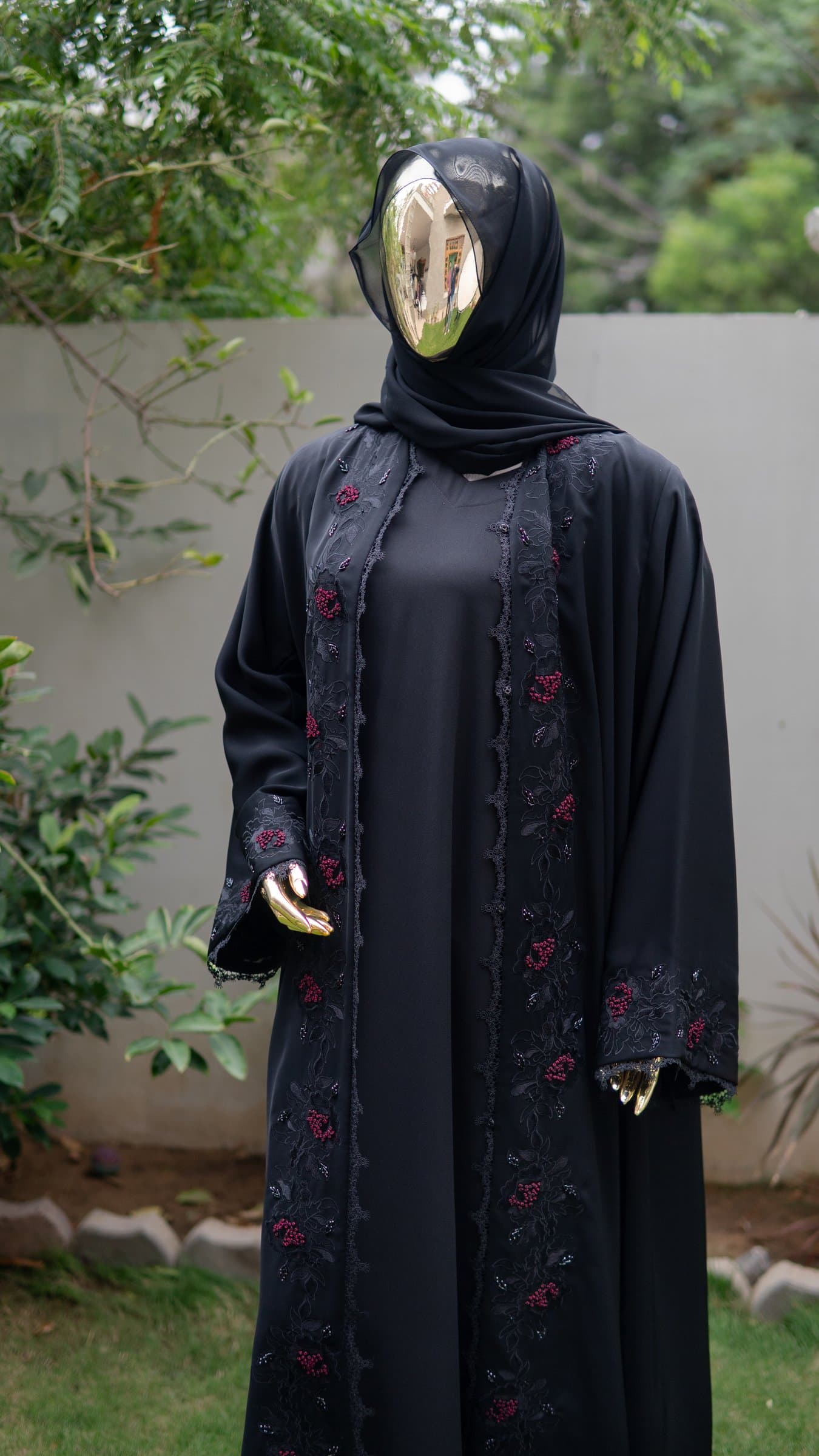 Noir Bloom Dubai Abaya — BA-121