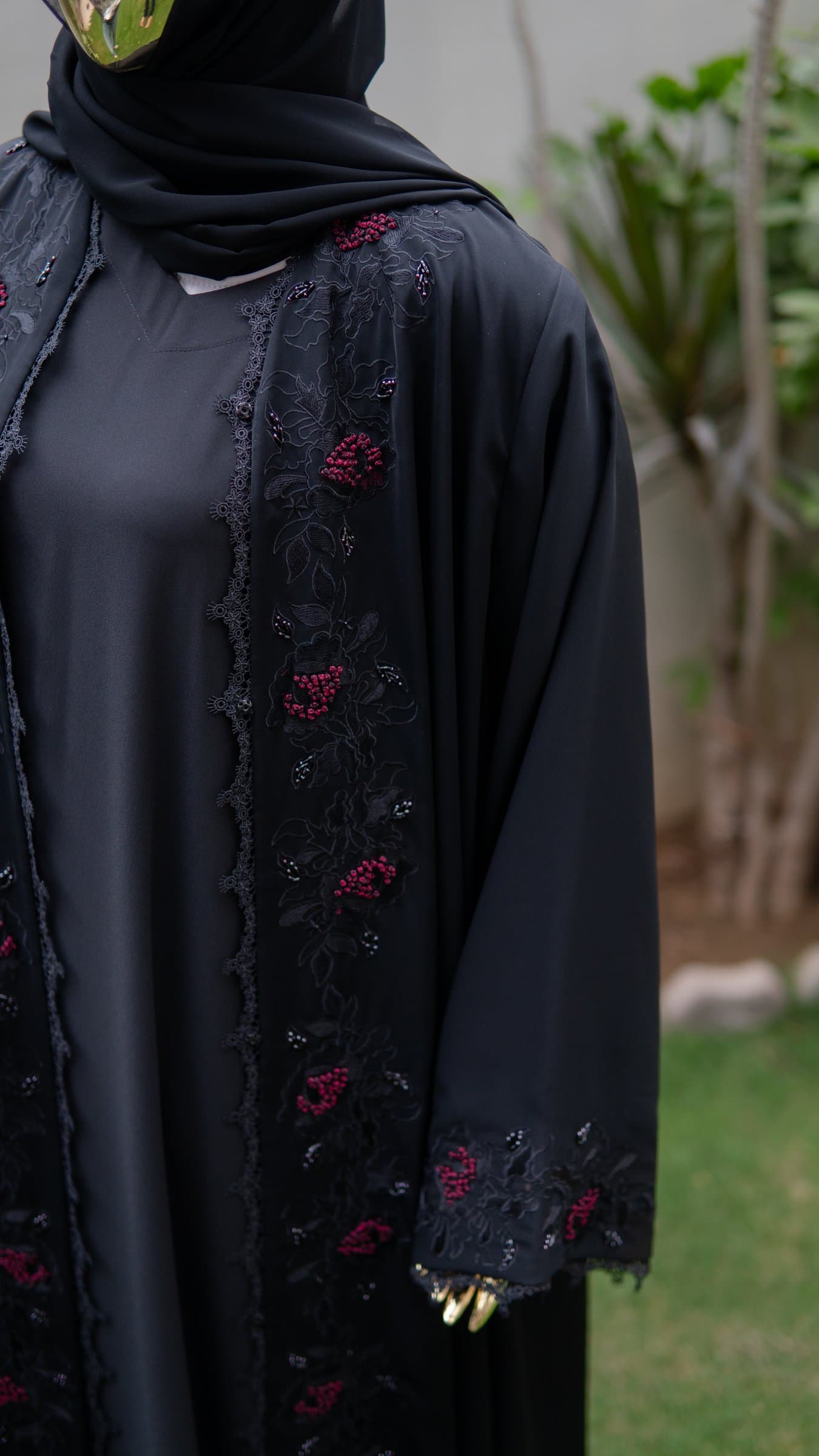 Noir Bloom Dubai Abaya — BA-121
