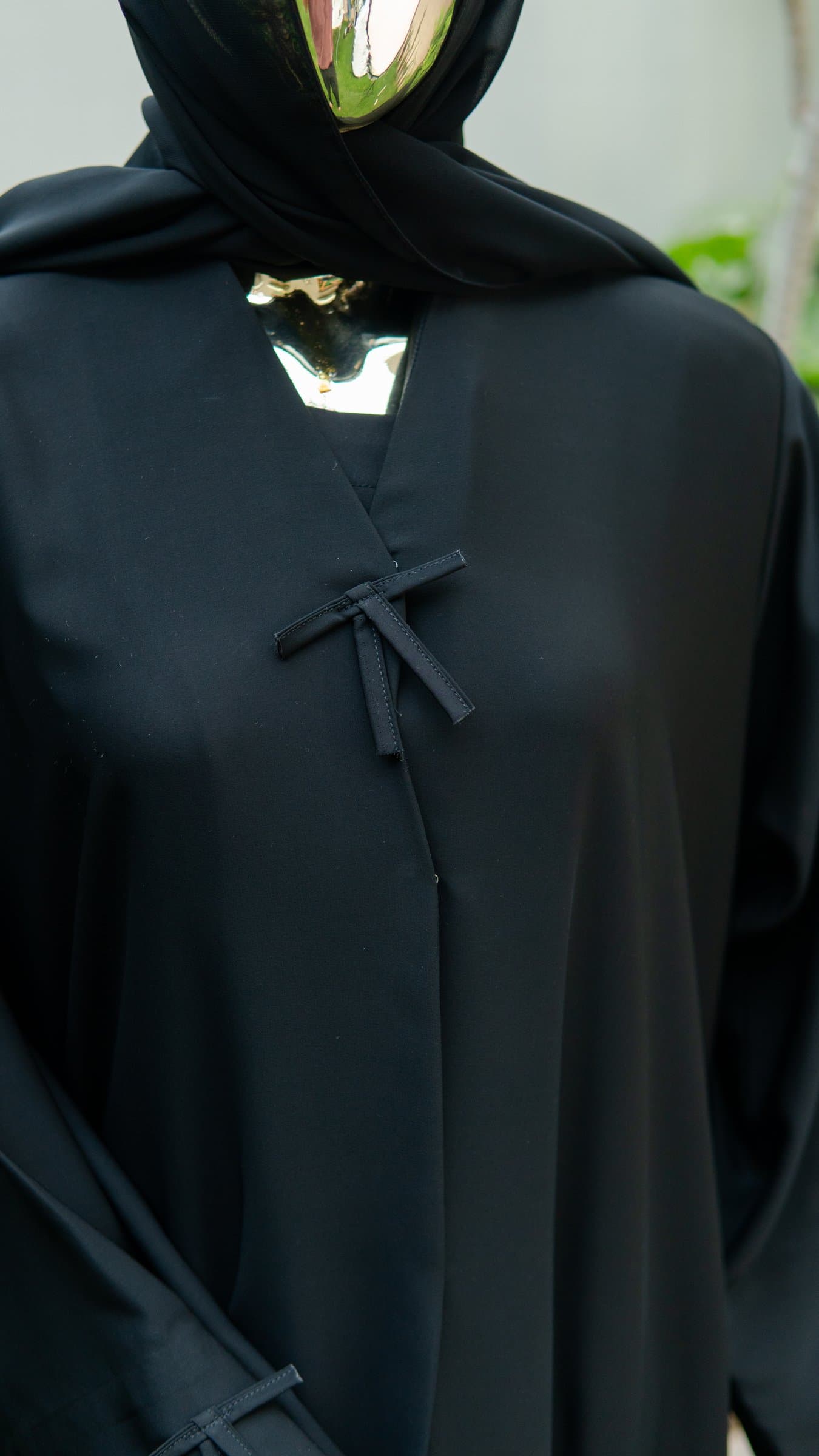 Noir Feather Dubai Abaya — BA-127