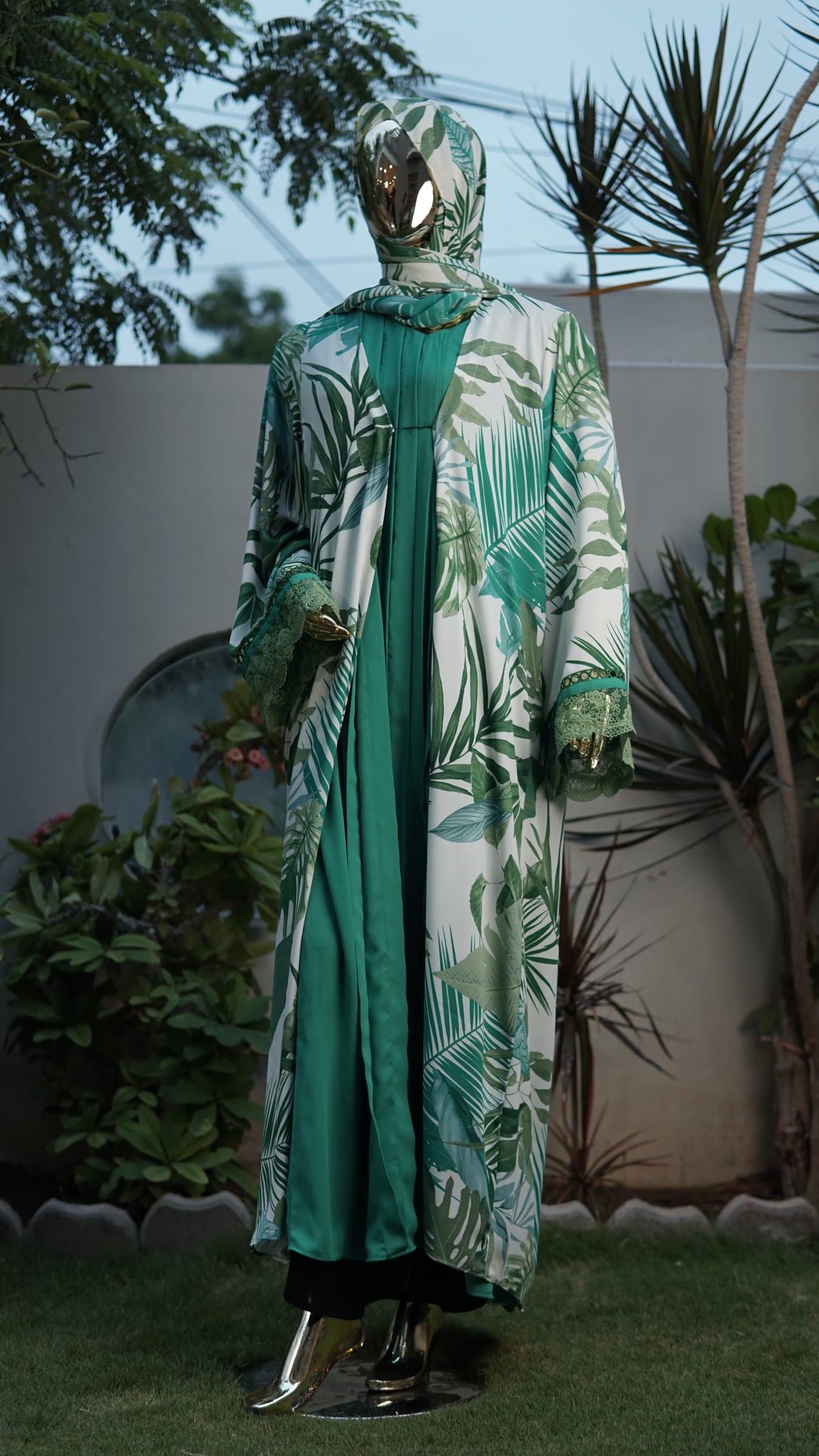 Emerald Palm Print Abaya — BA-130