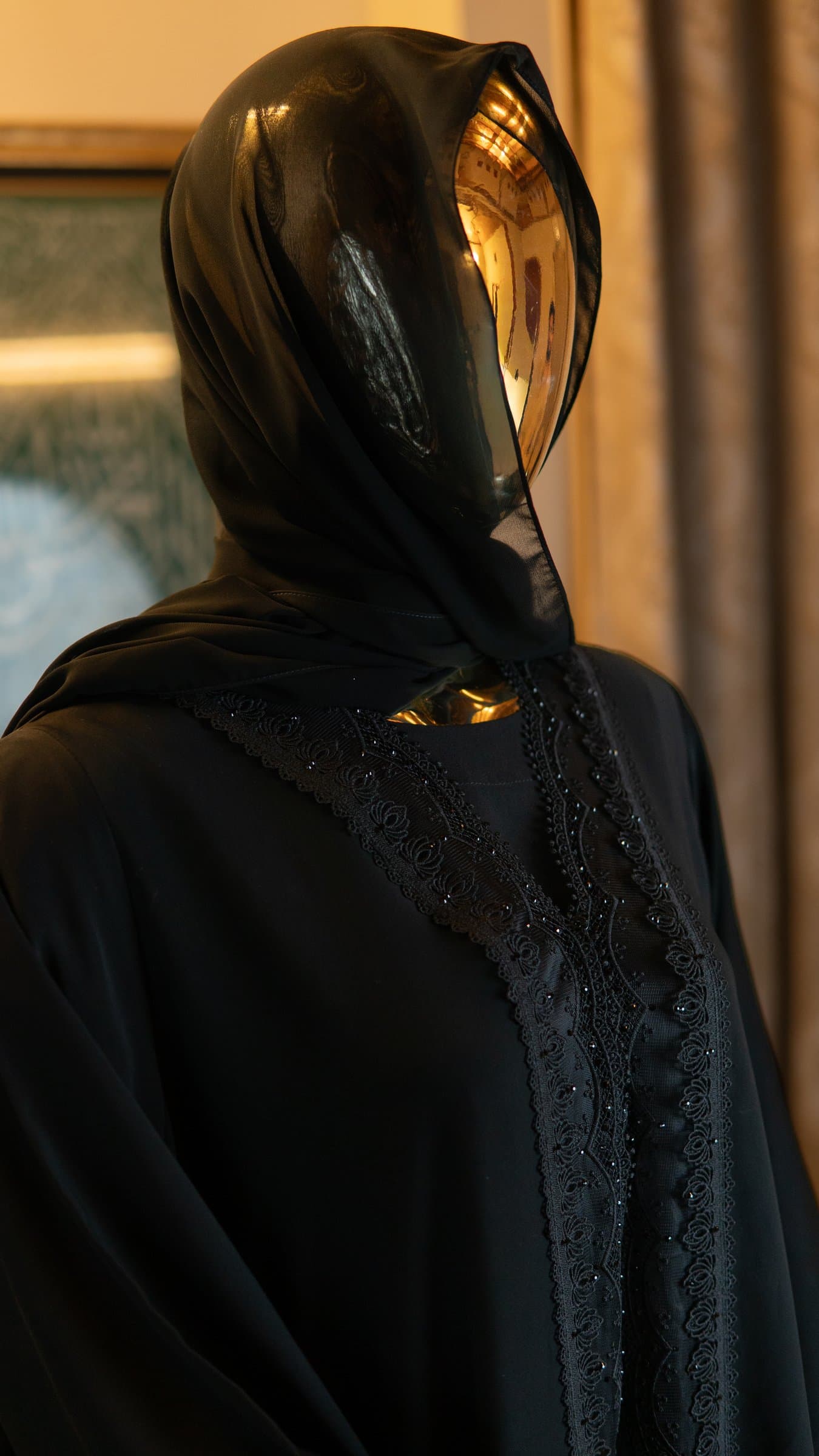 Noir Rhinestone Dubai Abaya — BA-132