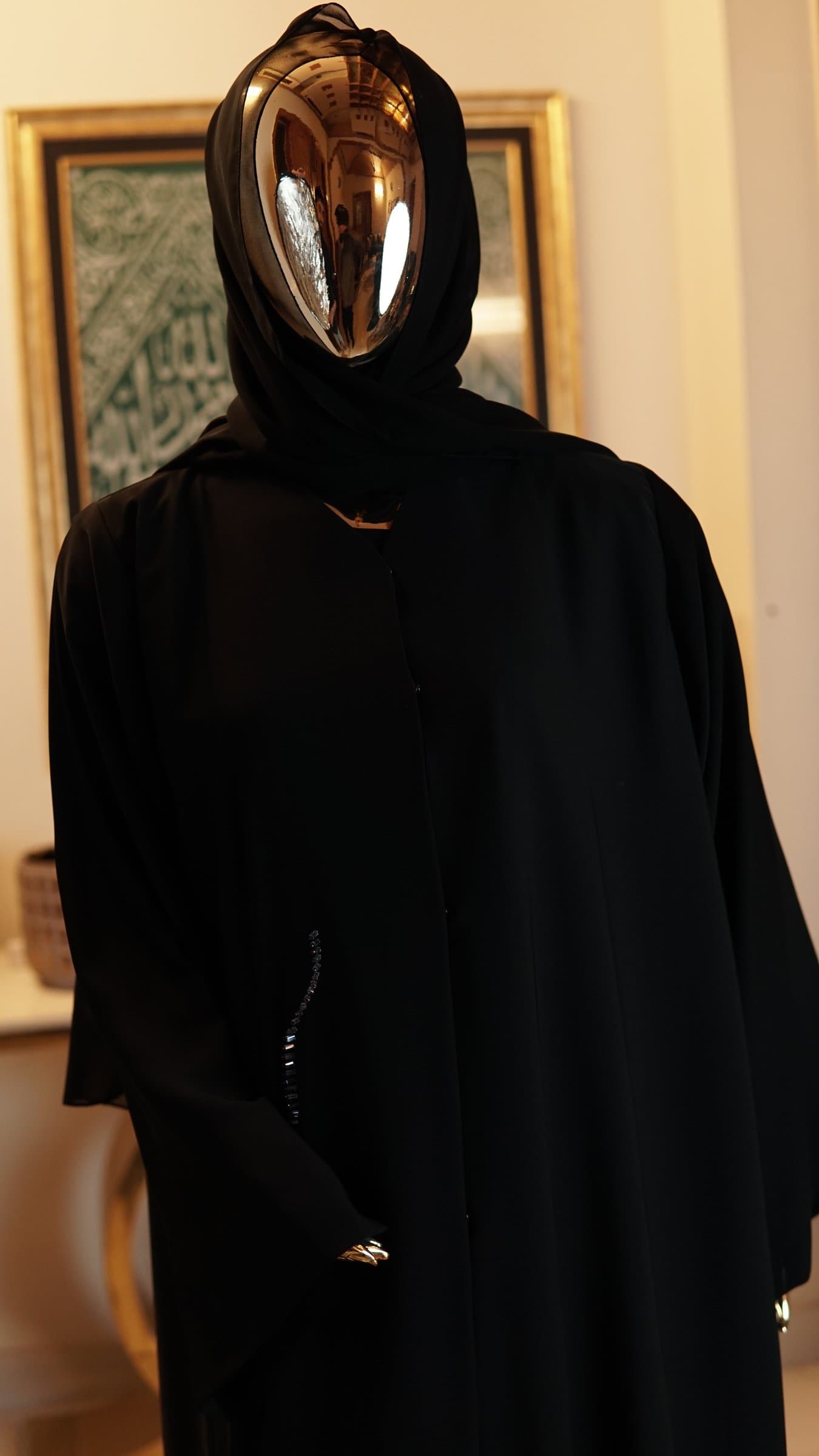 Noir Indoor Dubai Abaya — BA-133